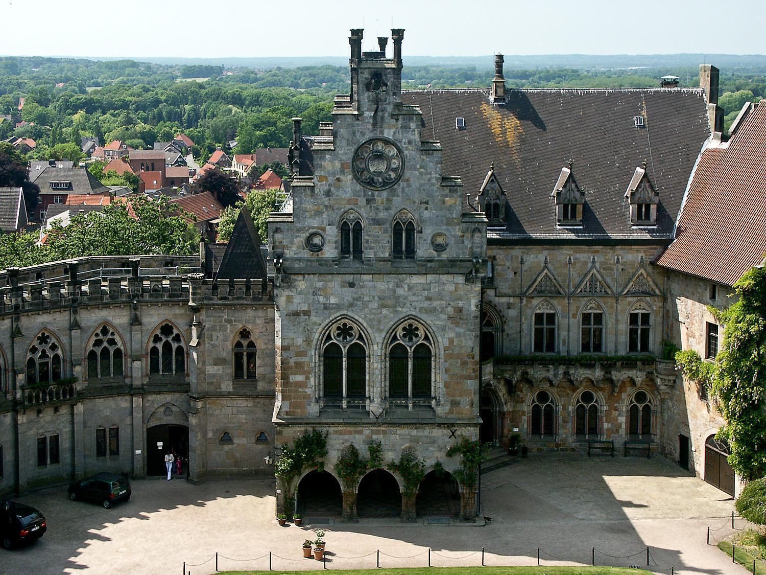 Am Berghang 3*